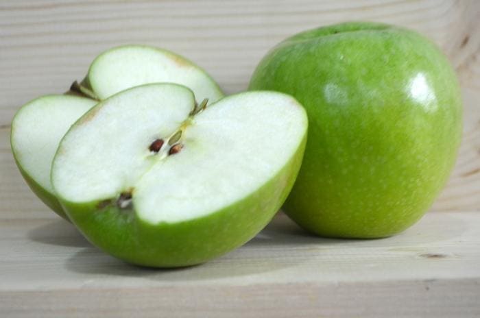 Gala Apple (Malus domestica 'Gala') — reference photo